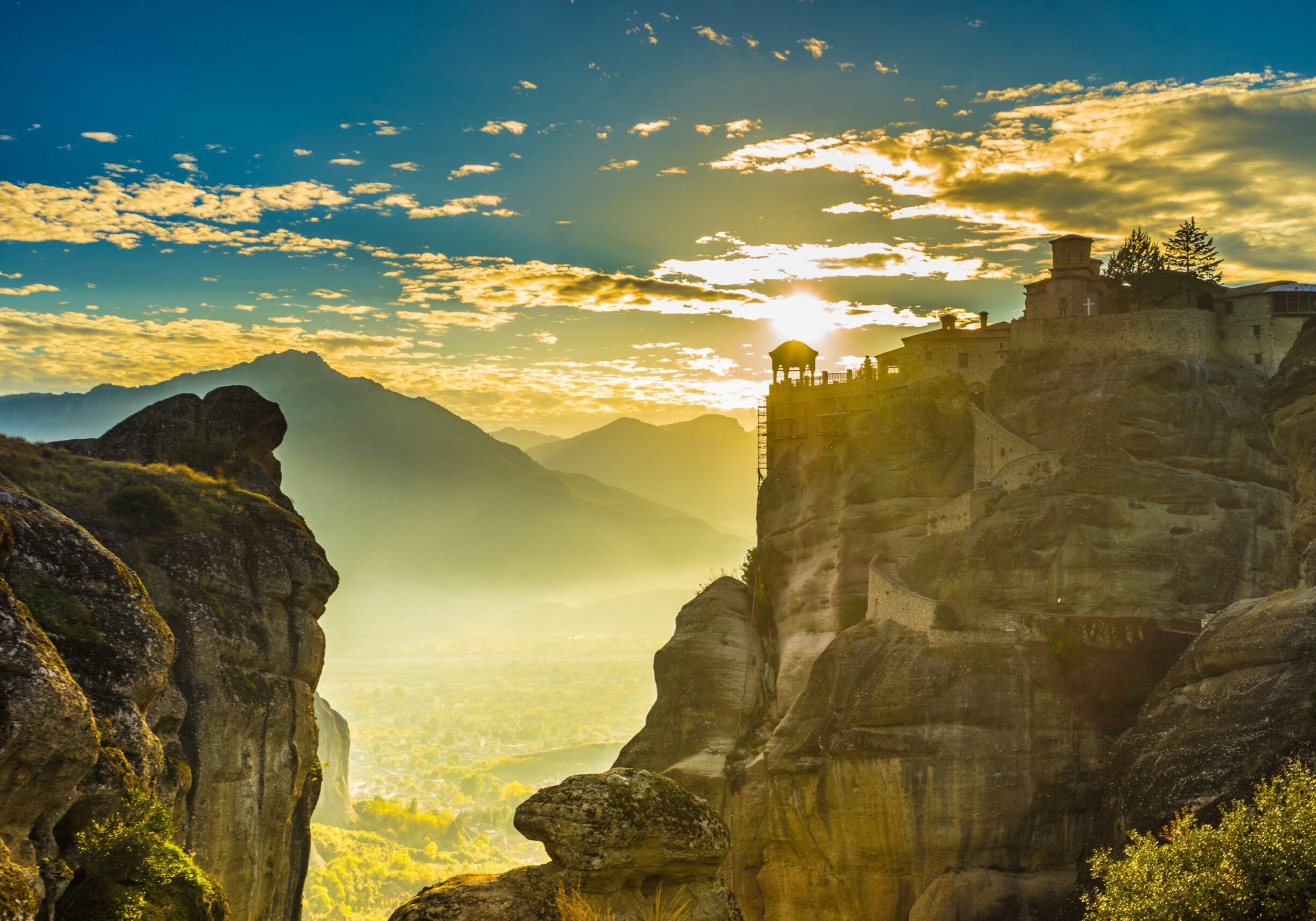 Sunset-Varlaam-Monastery-AdobeStock_190833269-scaled-1
